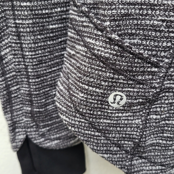 Lululemon sweater with sleeve holes - Picture 11 of 13